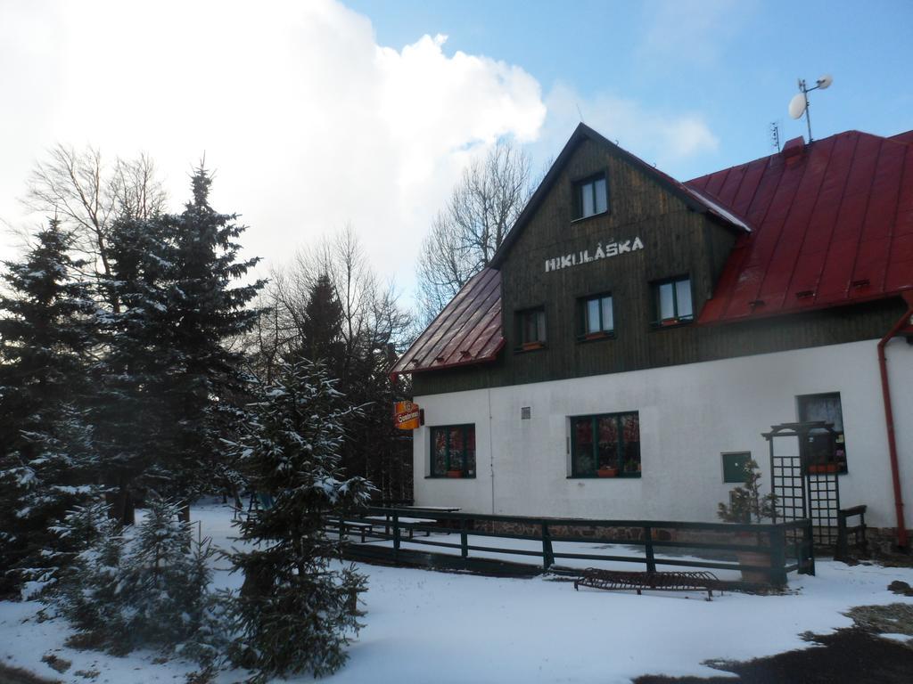Pension Mikulka Mikulov v Krusnych Horach 外观 照片