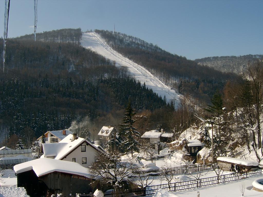 Pension Mikulka Mikulov v Krusnych Horach 外观 照片